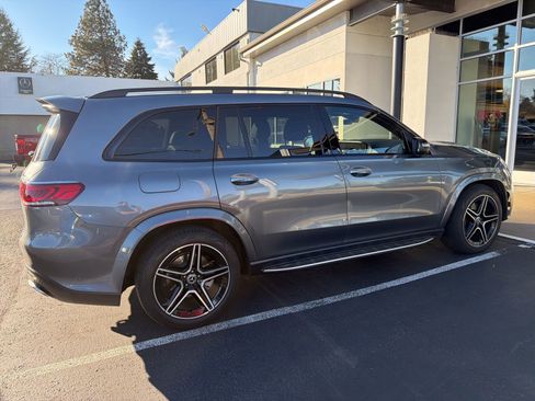 Used 2023 Mercedes-Benz GLS 580 4MATIC image 8