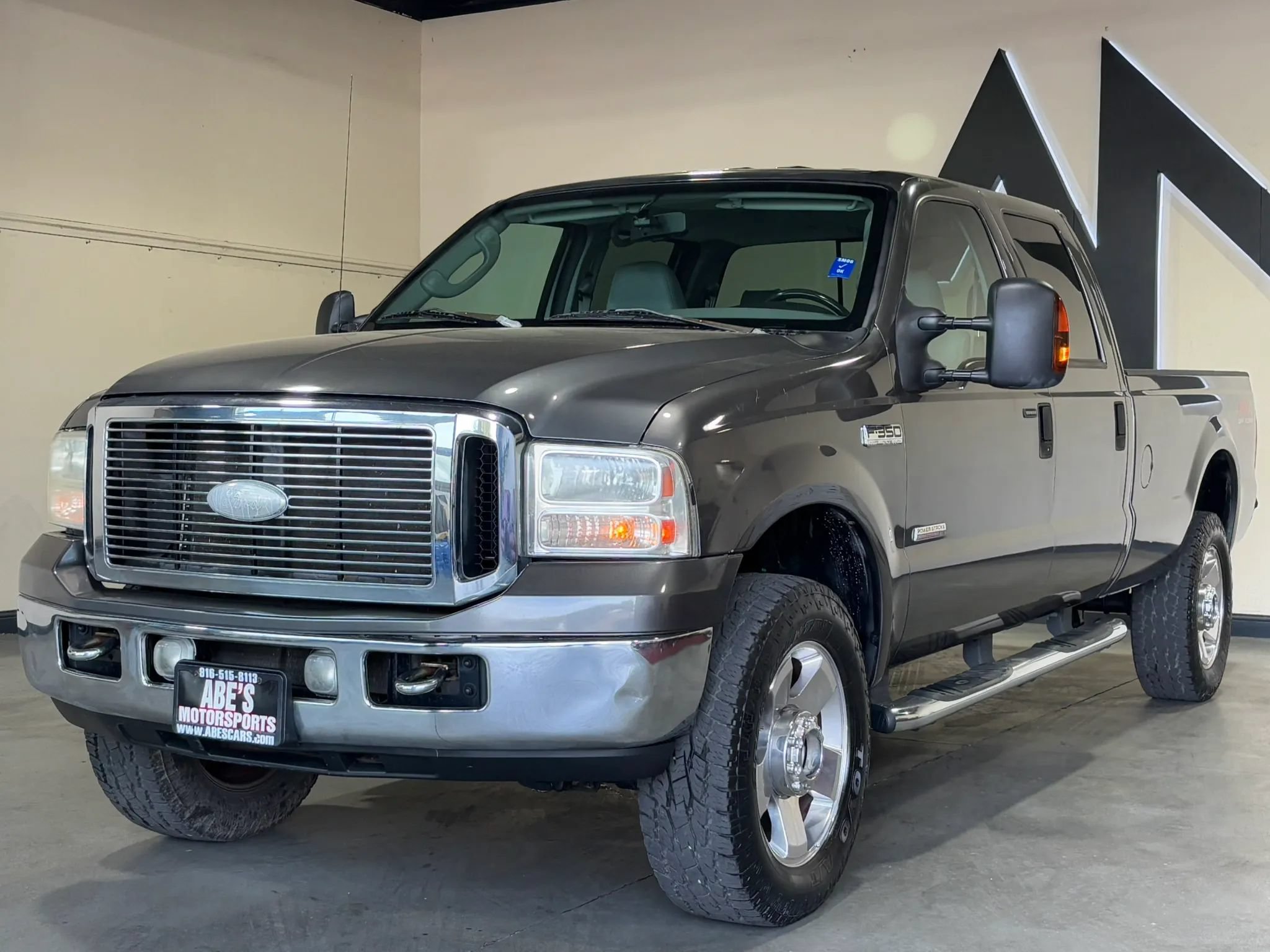Used 2006 Ford F350 Lariat AWD/4WD image 1