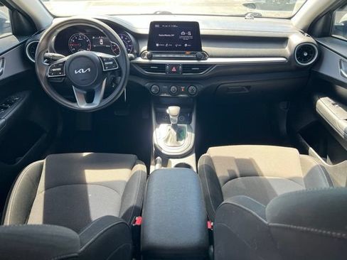 Certified 2023 Kia Forte LXS FWD image 13