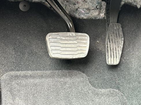 Used 2024 GMC Canyon AT4 w/ AT4 Premium Package image 43