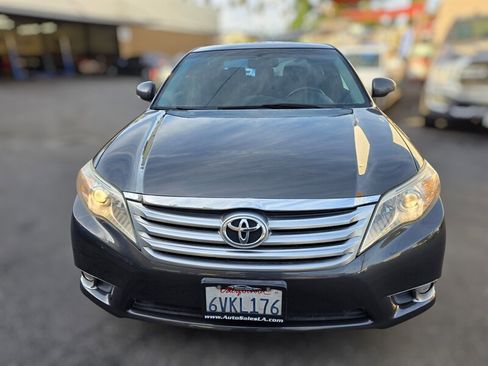 Used 2012 Toyota Avalon image 9