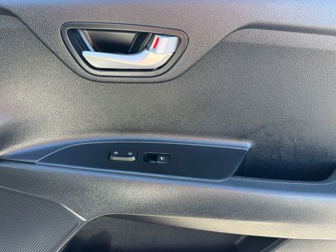 Used 2022 Kia Rio S image 22