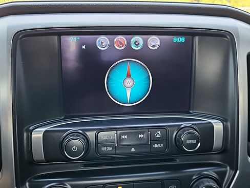 Used 2018 GMC Sierra 2500 SLE w/ SLE Fleet Convenience Package AWD/4WD image 24