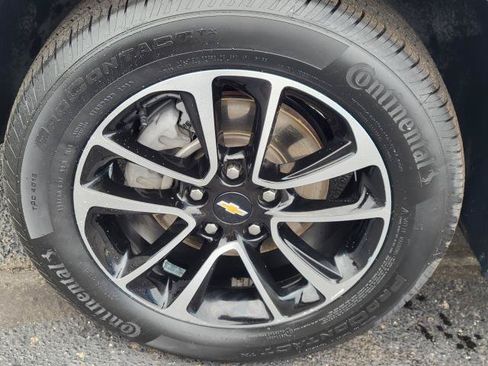 Used 2025 Chevrolet TrailBlazer LT AWD/4WD image 5
