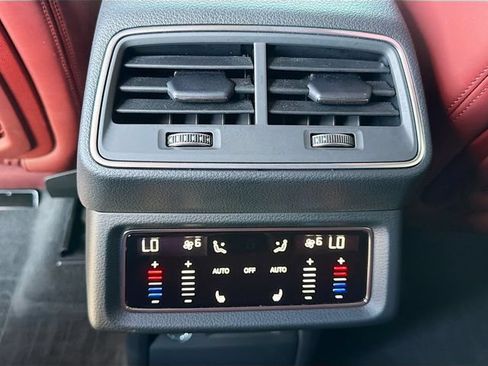 Used 2022 Audi e-tron S Premium Plus AWD/4WD image 19