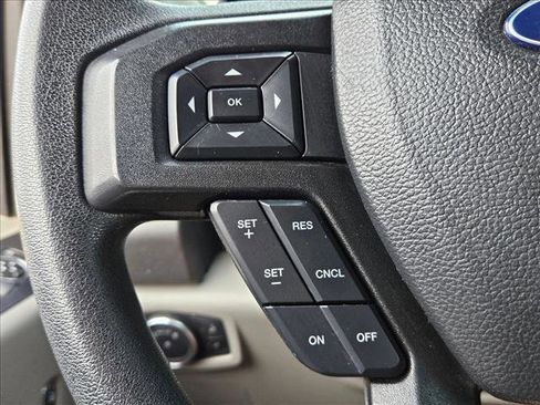 Used 2022 Ford F250 XL w/ Power Equipment Group AWD/4WD image 23