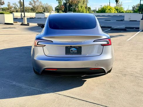 Used 2025 Tesla Model 3 RWD image 7