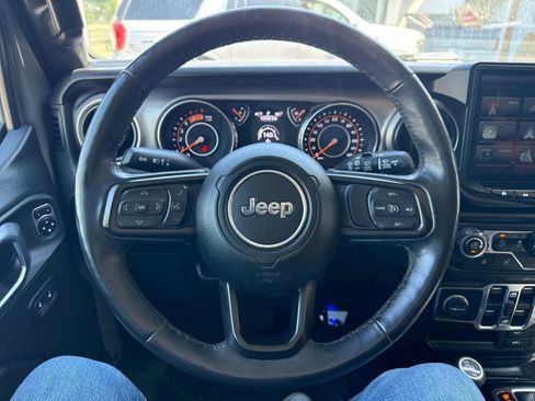 Used 2020 Jeep Wrangler Unlimited Sport S AWD/4WD image 16
