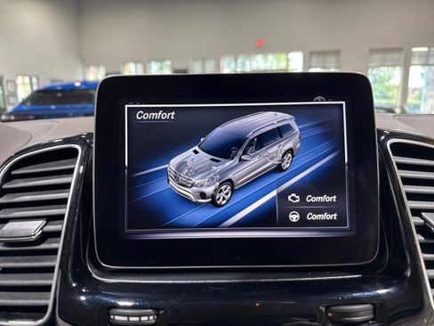 Used 2019 Mercedes-Benz GLS 450 4MATIC w/ Premium 1 Package image 71