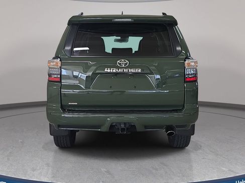 Used 2022 Toyota 4Runner TRD Sport w/ Technology Package RWD image 8