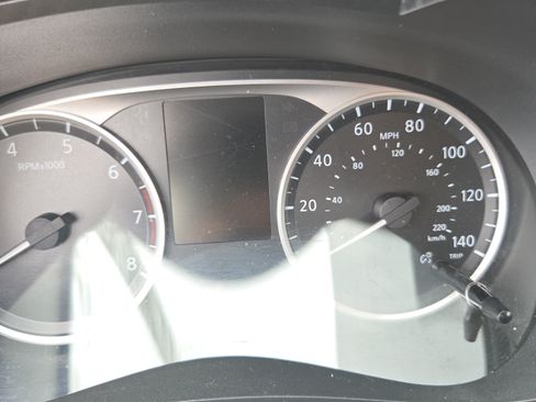 Used 2024 Nissan Versa S w/ S Plus Package FWD image 27