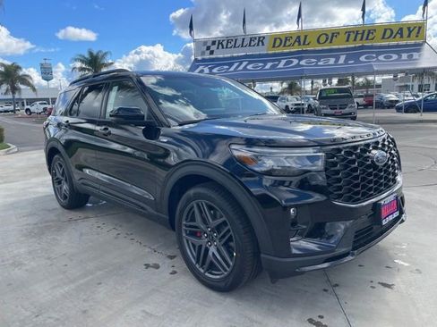 New 2026 Ford Explorer ST-Line w/ ST-Line Street Pack image 7