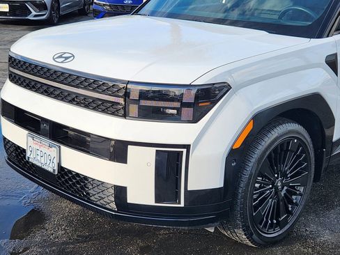 Used 2025 Hyundai Santa Fe Calligraphy image 7