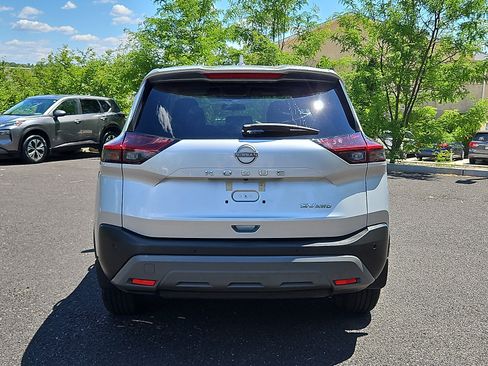 Certified 2023 Nissan Rogue SV AWD/4WD image 5