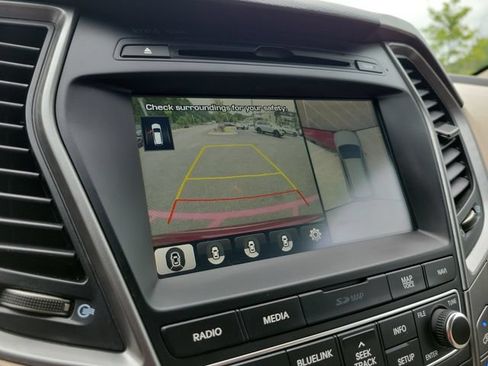 Used 2017 Hyundai Santa Fe Sport FWD image 29