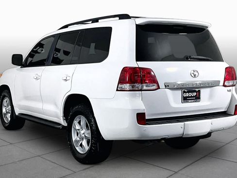 Used 2011 Toyota Land Cruiser w/ Upgrade Pkg AWD/4WD image 10