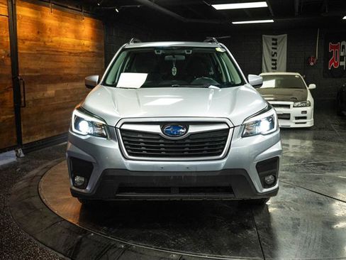 Used 2021 Subaru Forester Premium image 4