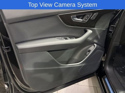 Used 2025 Audi Q7 3.0T Premium w/ Convenience Package image 24