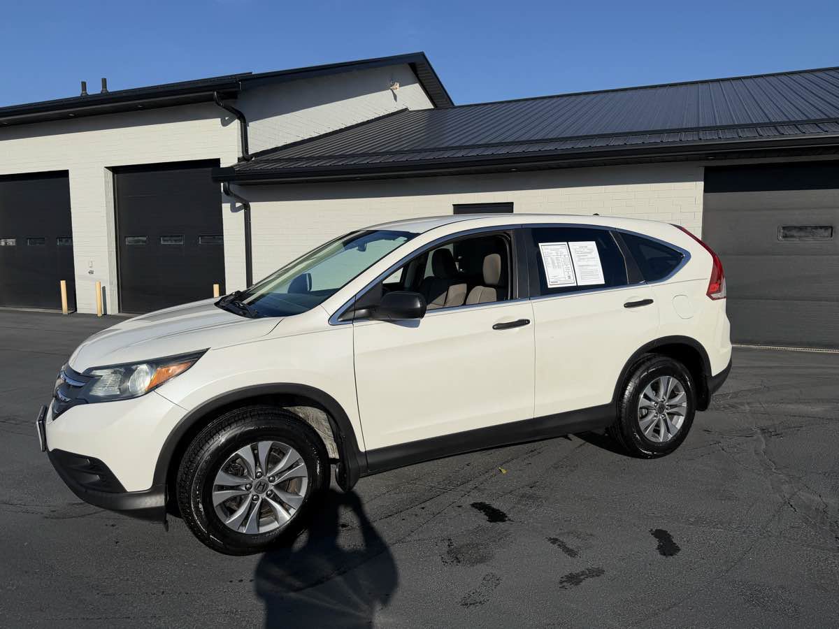Used 2013 Honda CR-V LX image 2