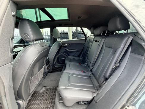 Used 2022 Audi Q8 Prestige w/ Prestige Package AWD/4WD image 24