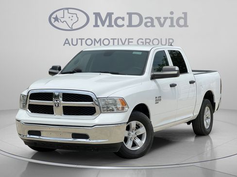 Used 2023 RAM 1500 Classic SLT w/ Trailer & Traction Group RWD image 2