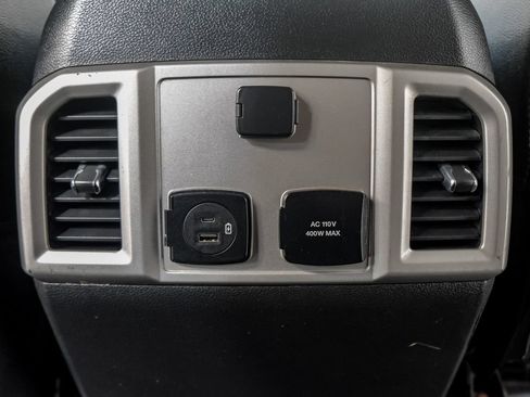 Used 2020 Ford F250 Lariat w/ Lariat Ultimate Package AWD/4WD image 37
