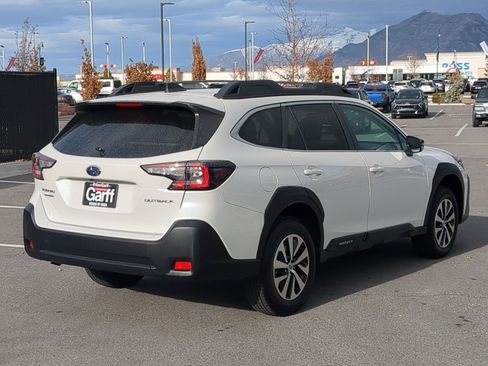 Used 2023 Subaru Outback Premium image 3