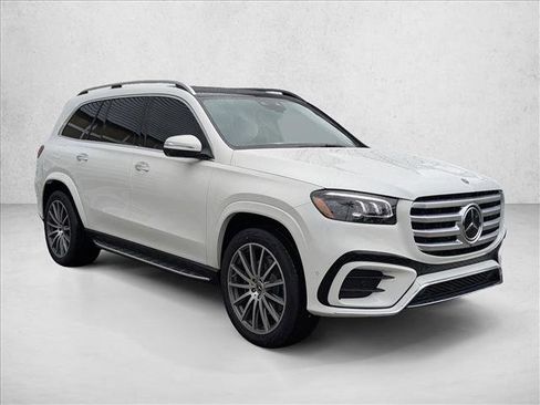 New 2026 Mercedes-Benz GLS 580 4MATIC image 6