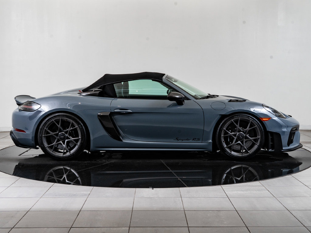 Certified 2024 Porsche 718 Boxster Spyder RS RWD image 9