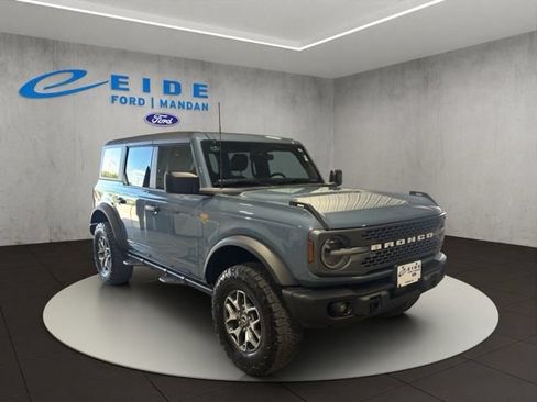 Used 2023 Ford Bronco Badlands AWD/4WD image 1
