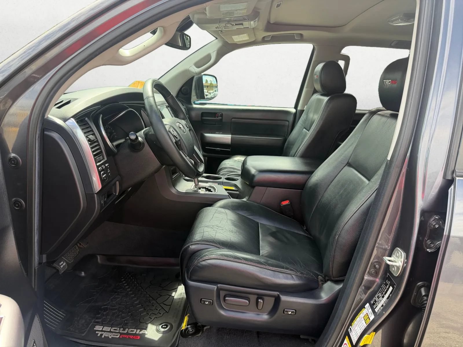 Used 2020 Toyota Sequoia TRD Pro w/ Carpet Mat Package (TMS) AWD/4WD image 11