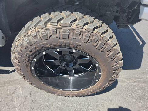 Used 2017 Toyota Tundra Platinum AWD/4WD image 7