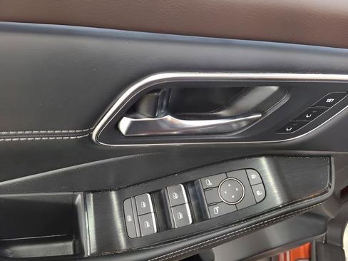 Used 2021 Nissan Rogue Platinum image 8