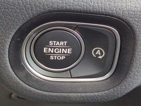 New 2026 Mercedes-Benz GLE 350 4MATIC image 29