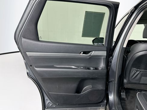 Used 2025 Hyundai Palisade SEL FWD image 27