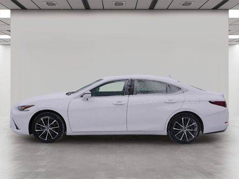 Certified 2025 Lexus ES 350 w/ Premium Package image 3