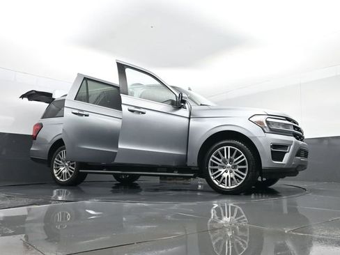 Used 2024 Ford Expedition Max Limited AWD/4WD image 36