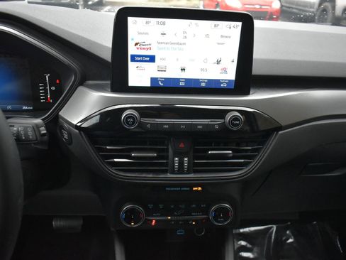 Used 2023 Ford Escape Active w/ Cold Weather Package FWD image 25