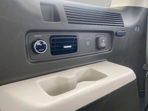 Used 2025 Hyundai Santa Fe Calligraphy image 32