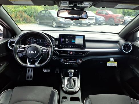 Used 2023 Kia Forte GT-Line w/ GT-Line Premium Package FWD image 22