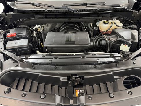 Certified 2023 GMC Yukon SLT w/ SLT Premium Package image 12