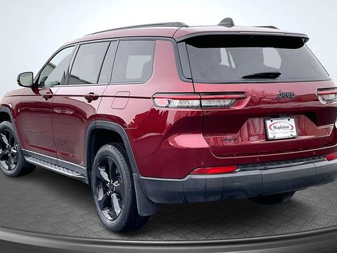 Used 2023 Jeep Grand Cherokee L Altitude image 14