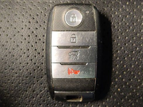 Used 2020 Kia Sorento EX FWD image 32