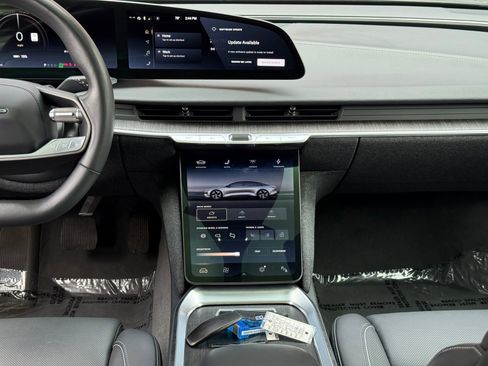 Used 2023 Lucid Air Touring AWD/4WD image 28