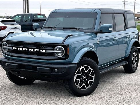 Used 2023 Ford Bronco Outer Banks AWD/4WD image 6
