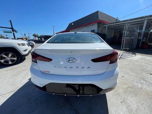 Used 2020 Hyundai Elantra SEL w/ Cargo Package (C1) FWD image 9