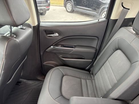 Used 2021 GMC Canyon AT4 image 16