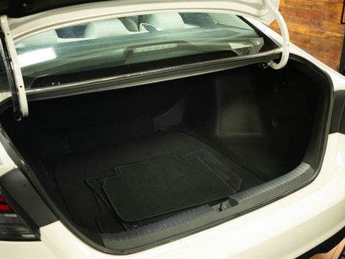 Used 2024 Honda Accord LX image 7