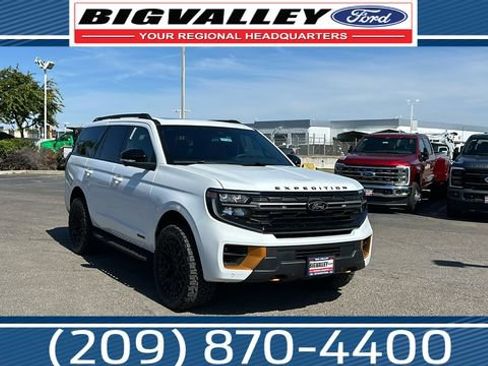 New 2026 Ford Expedition Tremor AWD/4WD image 1