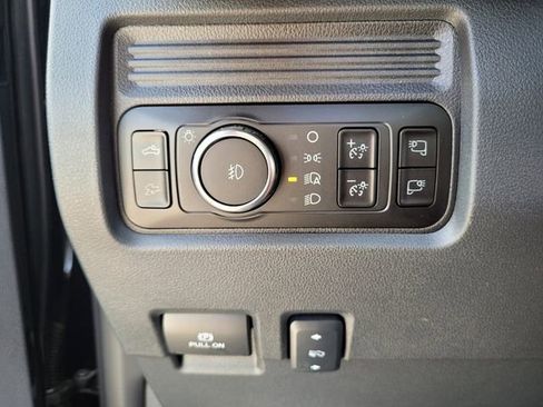 New 2026 Ford F250 Lariat w/ Black Appearance Package image 23